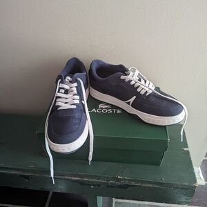 Navy leather Lacoste sneakers